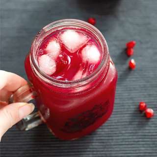Pomegranate Juice without Juicer or Blender