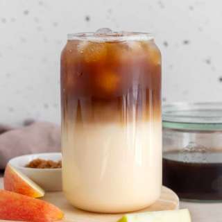 Iced Apple Crisp Oatmilk Macchiato