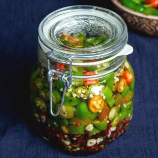 Pickled Jalapeños with Spices
