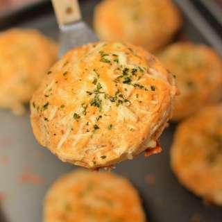 Shortcut Cheddar Bay Biscuits Recipe