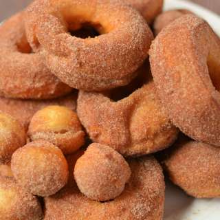 Cinnamon Sugar Biscuit Donuts Recipe