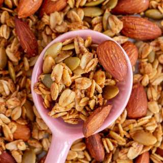 Homemade Vanilla Almond Granola Recipe