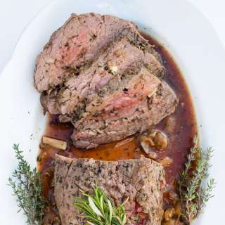 Beef Tenderloin Roast with Garlic and Herb
