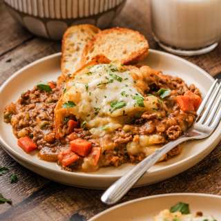 Comforting Slow Cooker Cottage Pie Recipe