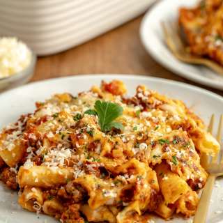 Cheesy Creamy Baked Ziti