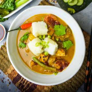 Lontong Sayur Lodeh (Indonesian Vegetable Stew With Compressed Rice Cakes)