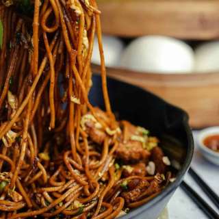 Mie Goreng (Indonesian Stir-Fried Mee Goreng Noodles)