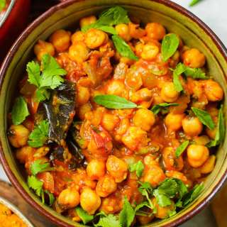 Lightning fast Chana masala recipe (Chickpea Curry, Punjabi Chole)