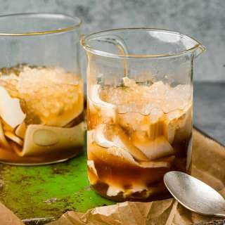 Taho (Filipino Silken Tofu with Arnibal and Sago Pearls)
