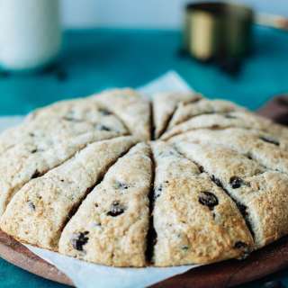 Easy Chocolate Chip Scones