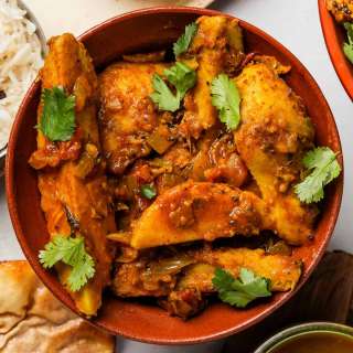 Arbi Ki Sabji (Indian dry taro curry)