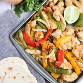 Easy Sheet Pan Chicken Fajitas