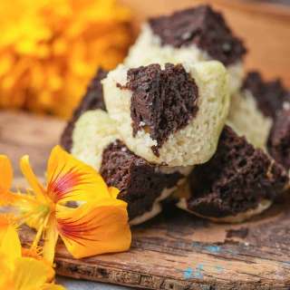 Roti Kukus (Indonesian Sweet steamed bread)