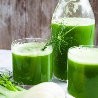 Fennel Juice With Celery And Pineapple