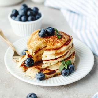 Quick and Easy Fluffy Pancakes (from scratch)