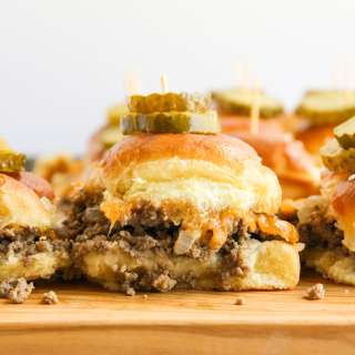 Cheeseburger Sliders on Hawaiian Rolls