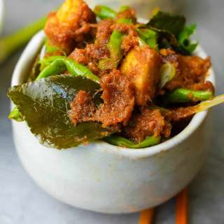 Indonesian Sambal goreng tempeh