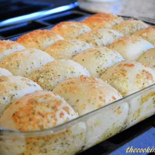 Quick Garlic and Parmesan Rolls
