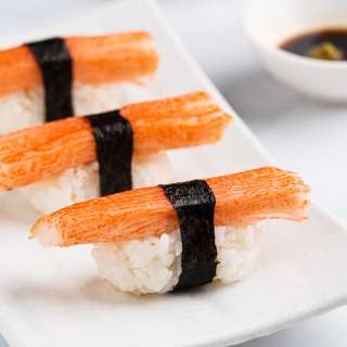 Kani Sushi (Kanikama Nigiri)