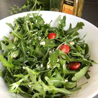 Arugula Salad with Tomatoes, Avocado, and Feta