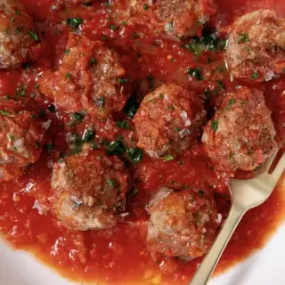 Meatballs and Tomato