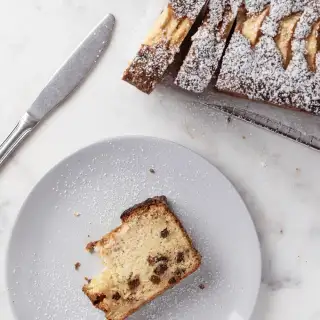 French Apple Raisin Cake
