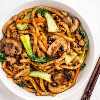 Yaki Udon (Stir Fried Udon Noodles with Ground Chicken)