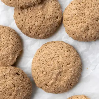 Amaretti Crispy and Delicious Almond Cookies