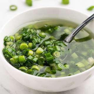 Vietnamese Scallion Oil (Mỡ Hành)