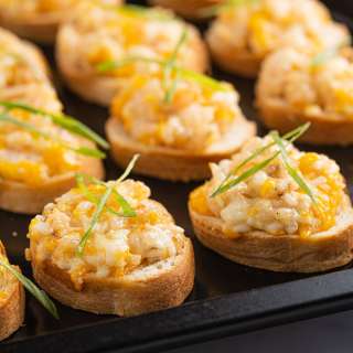 Vietnamese Shrimp Toast (Bánh Mì Chiên Tôm)