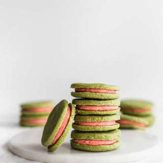 Matcha Strawberry Oreo Cookies