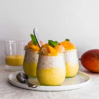Mango Pomelo Sago Pudding 楊枝甘露