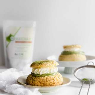 Matcha Cream Puffs (Choux au craquelin)