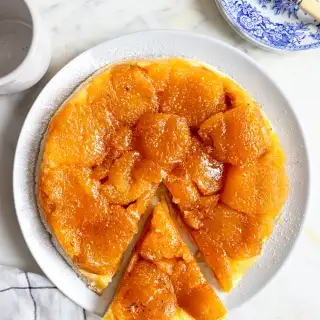 Tarte Tatin: French apple cake