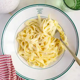 Fettuccine Alfredo: the Easy Recipe