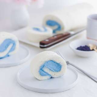 White and Blue Butterfly Pea Cake Roll