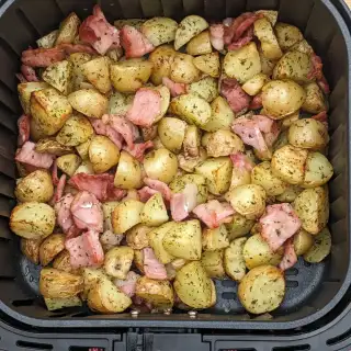 Air Fryer Breakfast Potatoes
