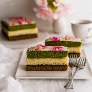 Matcha Hojicha Vanilla Angel Cake Slices