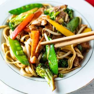 Chicken Lo Mein