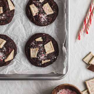 Chocolate Peppermint Bark Cookies
