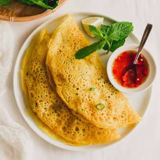 Banh Xeo (Crispy Vietnamese Crepes)