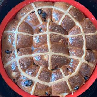 Air Fryer Hot Cross Buns