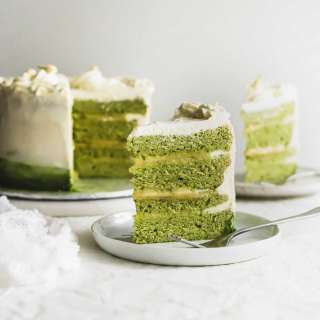 Matcha Jasmine Cake with Yuzu Curd