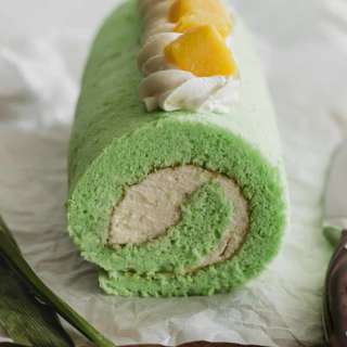 Pandan Durian Cream Roll Cake