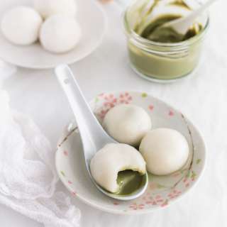 Oozy Matcha Tang Yuan (Glutinous Rice Balls)