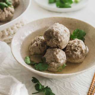 Bo Vien (Vietnamese Beef Balls)