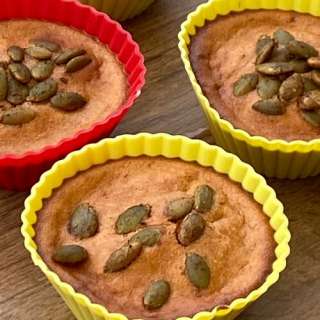 Air Fryer Pumpkin Muffins