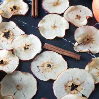 How to Dehydrate Apples | Apple Chips