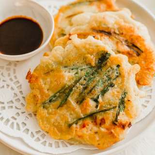 Haemul Pajeon (Korean Crispy Seafood Pancakes)