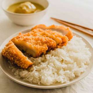 Hong Kong-Style Curry Pork Chop with Rice